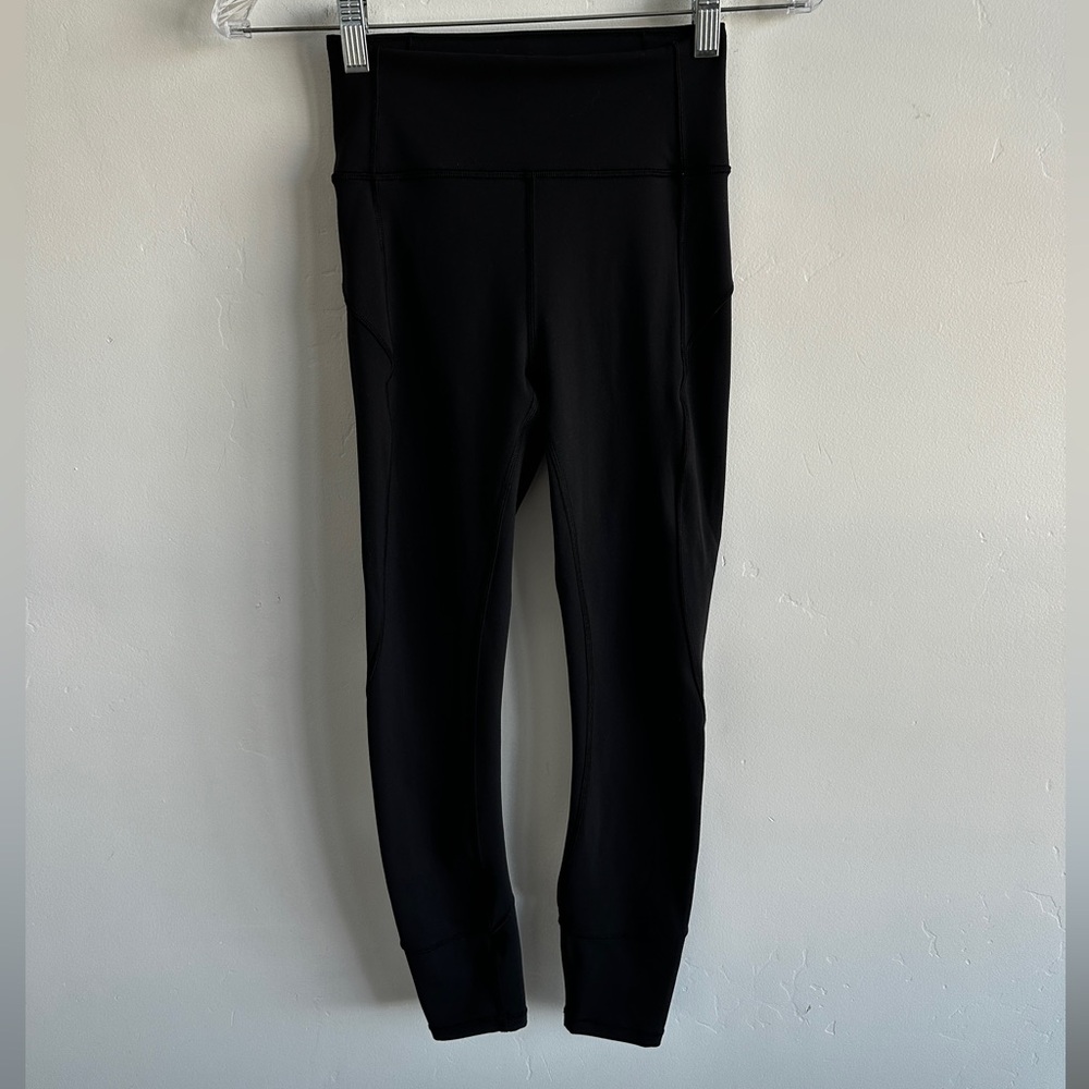 Lululemon In Movement 7/8 Tight *Everlux 25" Black Size 4